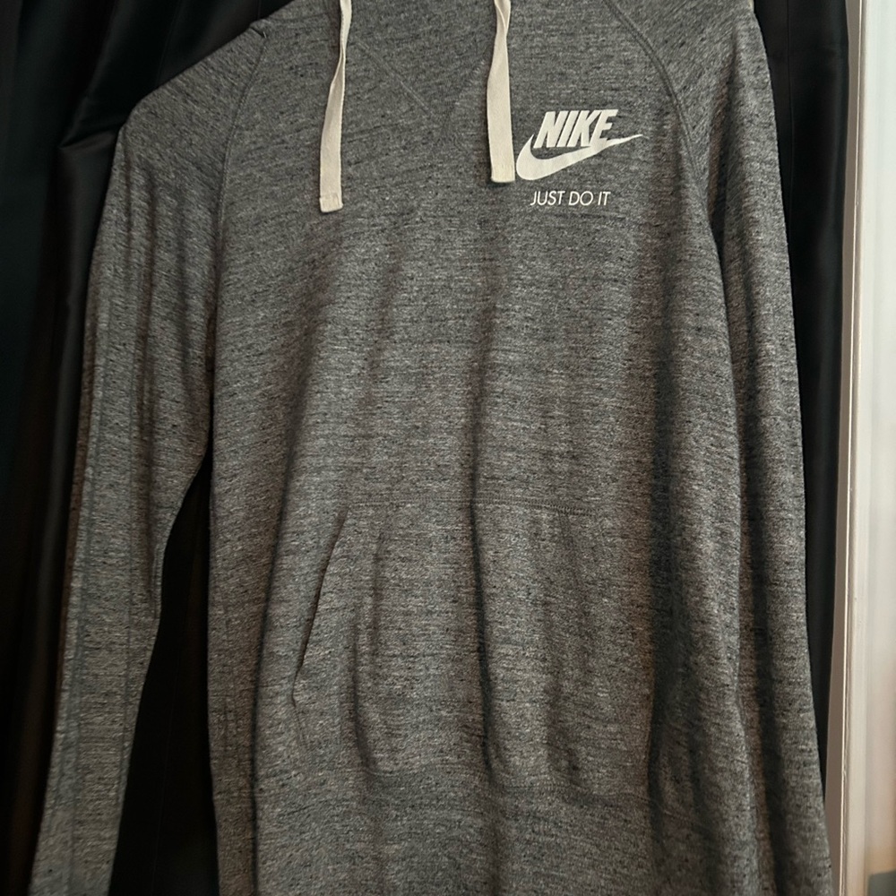 Nike Gray Hooded Women’s Sweatshirt